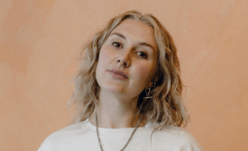 Dr Bryony Eder BChD